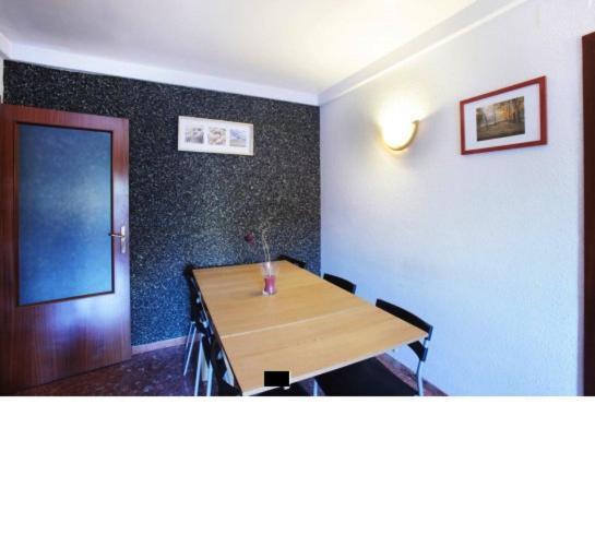 Good-Apartments Барселона Екстериор снимка
